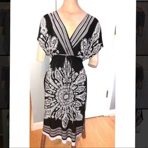 Black and White NY Collection Dress